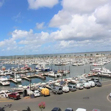 T2, Avec Balcon Face Au Port Arcachon